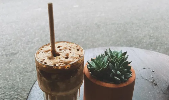 How to make healthy iced coffee at home