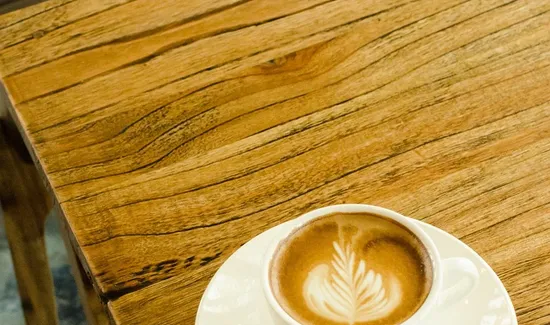 Luce Coffee Roasters-coffee-shop-in-houston