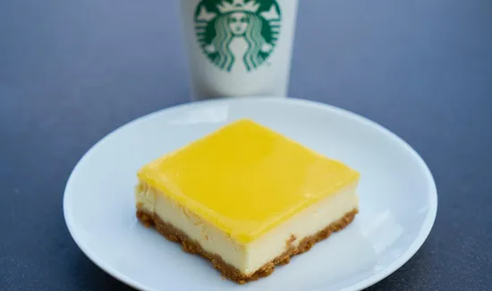 7 Best Things to Order From Starbucks