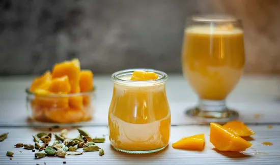 Juicing-vs.-Blending